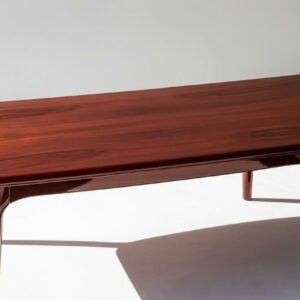 2. Madera Barniz